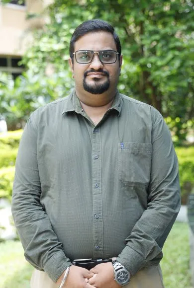 Dr.Anshul Saxena
